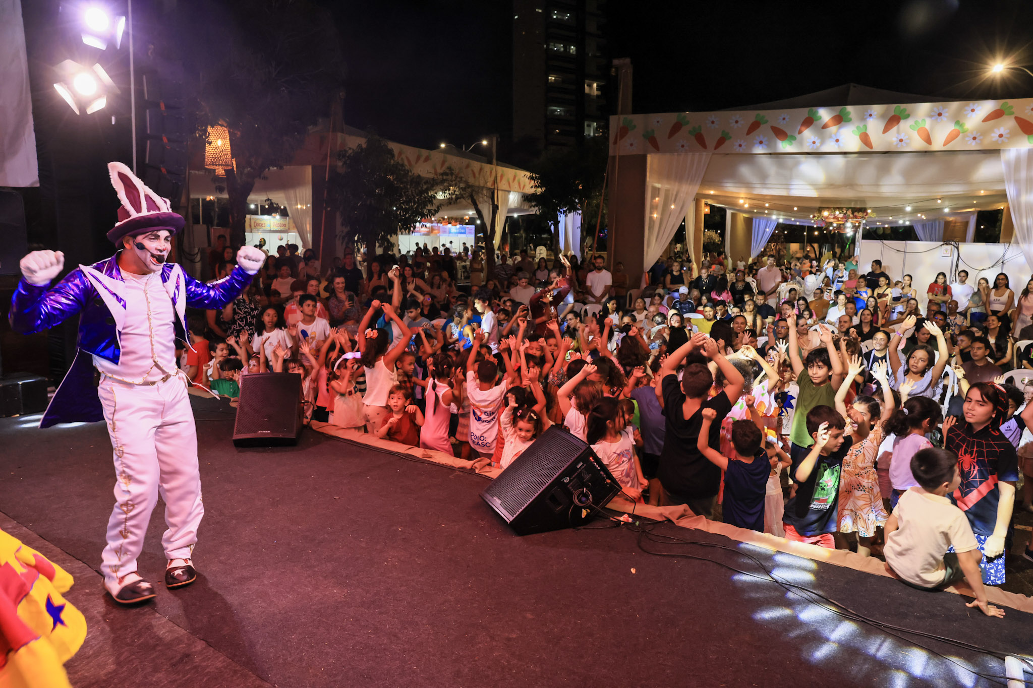 Apesentação do palhaço Cocada - Foto Lia Mara (1)