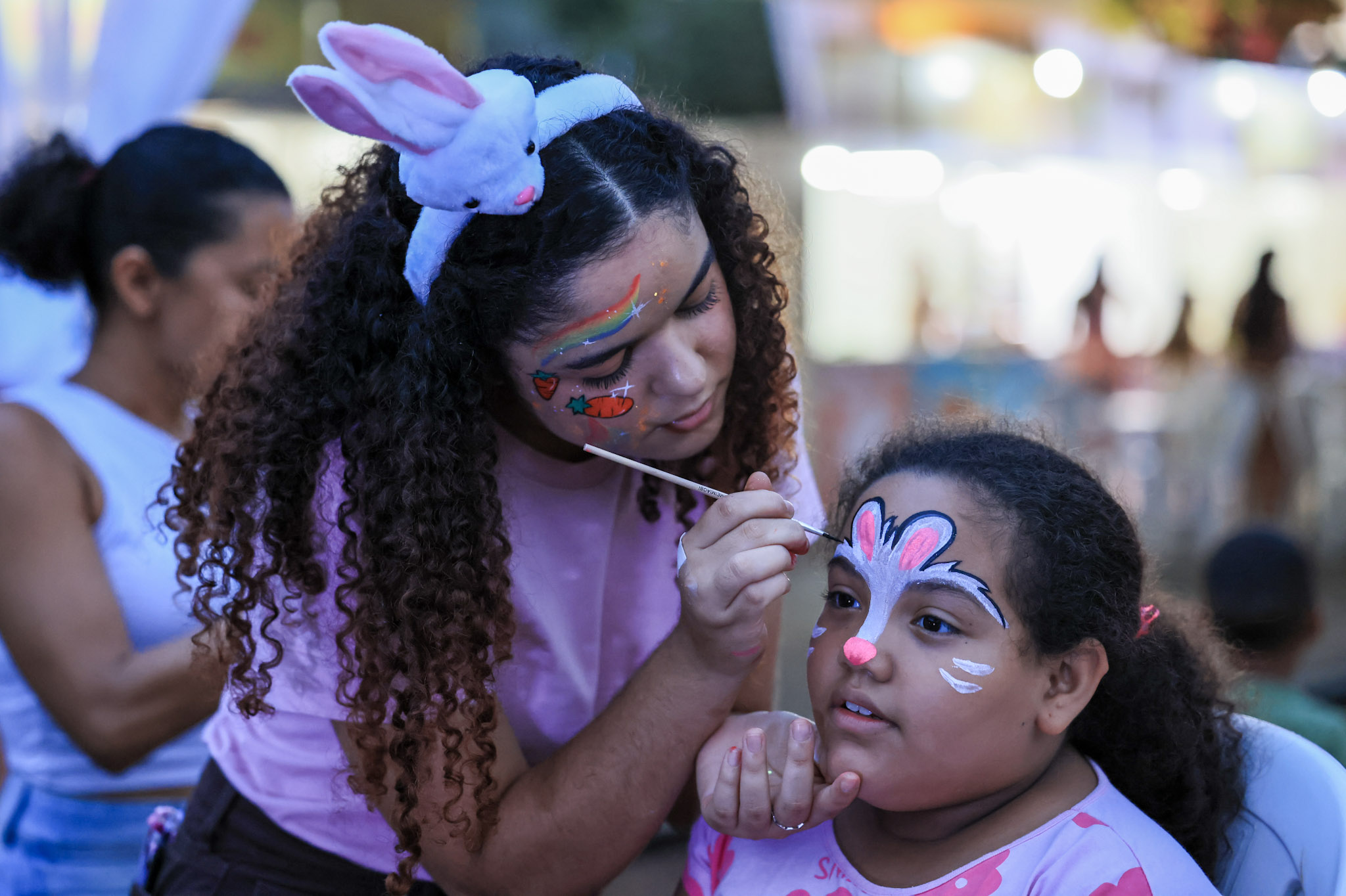 Pintura facial - Foto Lia Mara (3)