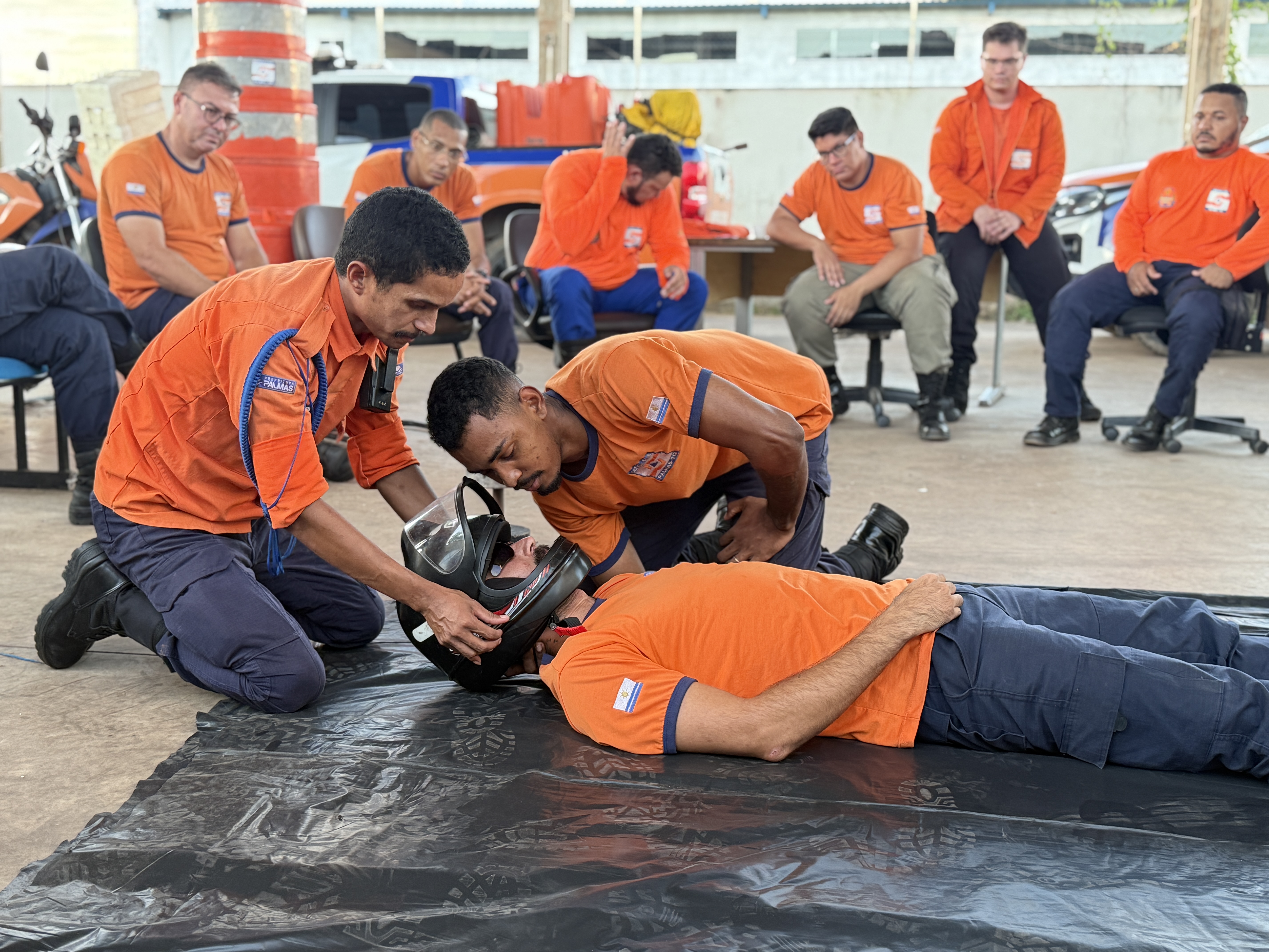 Defesa Civil treina agentes para atendimento inicial em acidentes de trânsito em Palmas