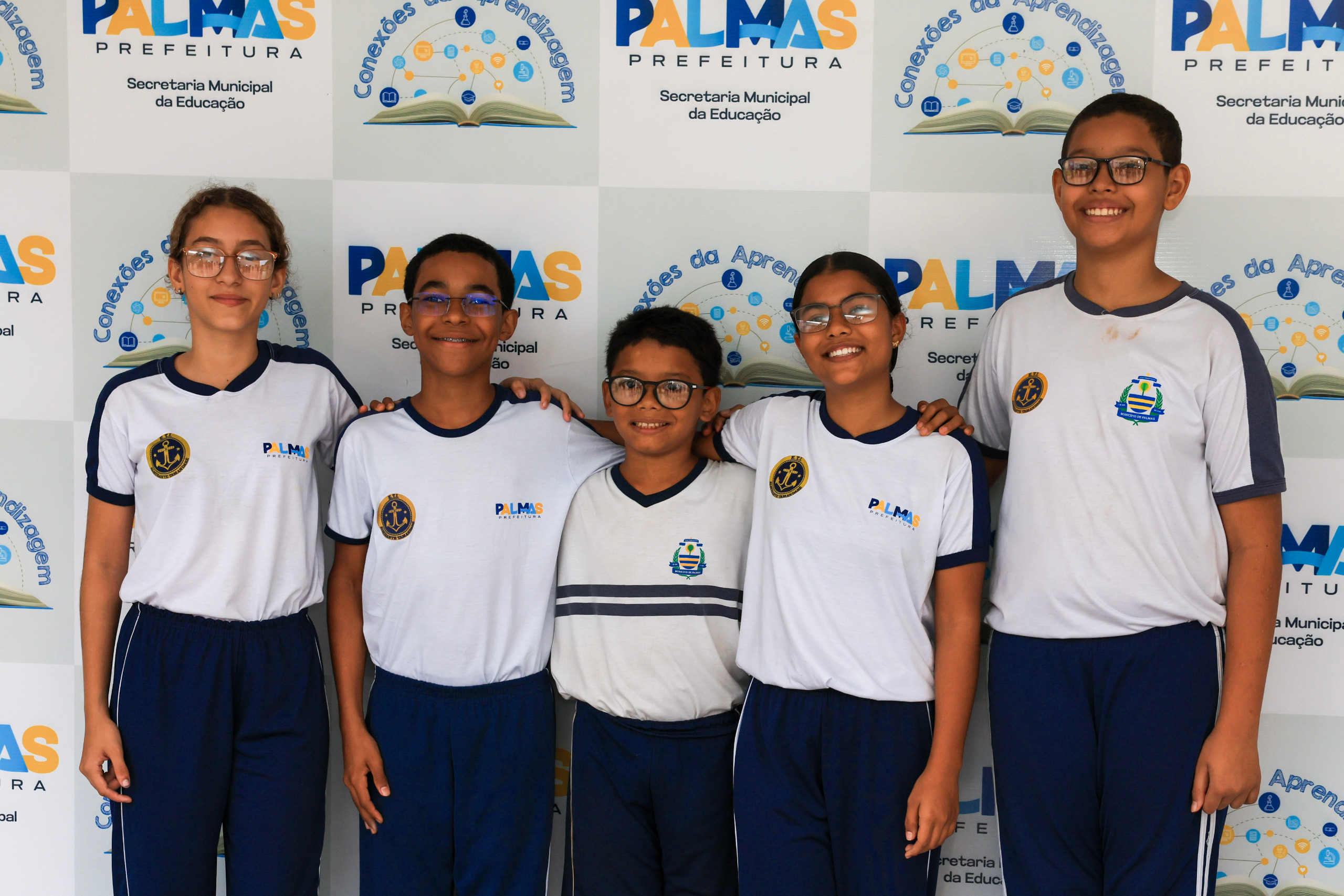 Mais de 140 alunos da ETI Almirante Tamandaré recebem óculos de grau do projeto ‘Visão para o Futuro’