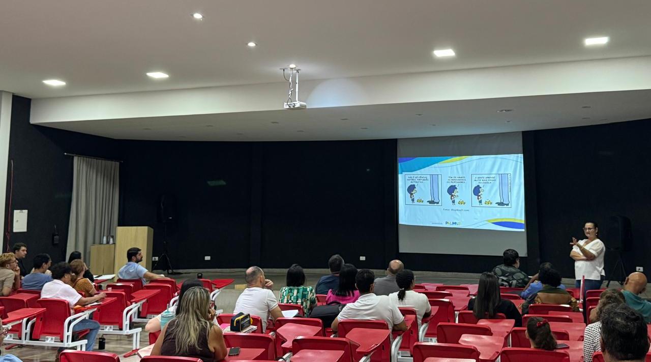 Educação de Palmas promove ciclo de formação continuada sobre organização curricular, recomposição das aprendizagens e educação digital e midiática