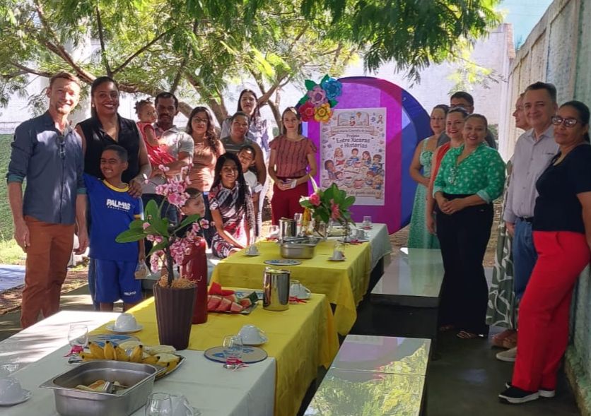 Projeto ‘Entre Xícaras e Histórias’ fortalece vínculos no Cmei Irmã Maria Custódia de Jesus