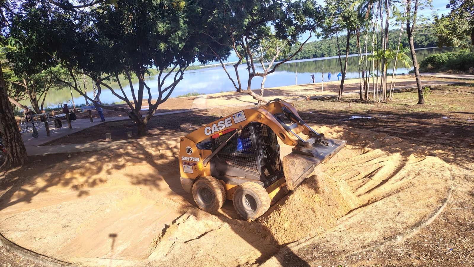 Prefeitura de Palmas inicia revitalização da Prainha do Bertaville