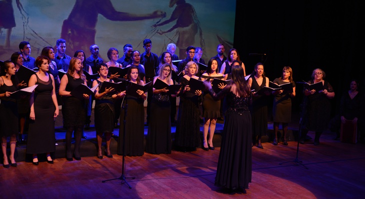 Concerto de Gala do Coral Municipal de Palmas, sob a regência da Maestrina Renate Stephanes