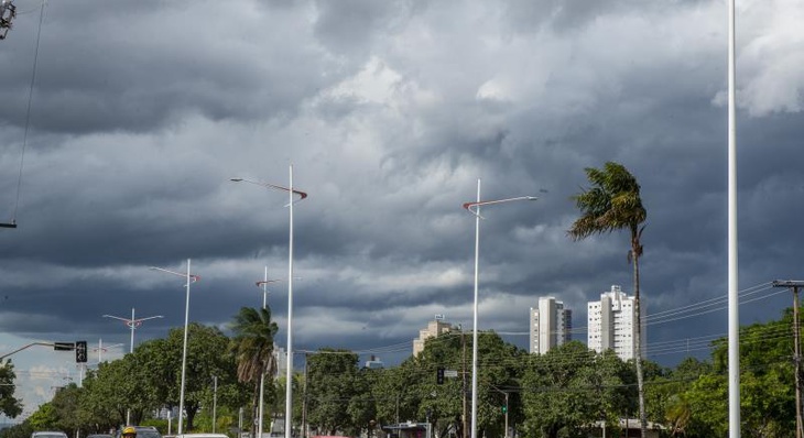 Novas pancadas de chuvas são esperadas na capital neste fim de semana