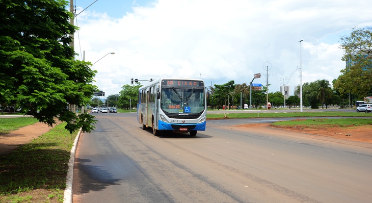 Ônibus da Linha Eixão - 010 sairão da estação Apinajé e Javaé com a frequência de cinco em cinco minutos sentido ao local do evento