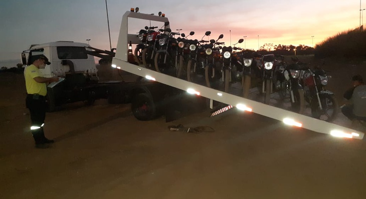 As 44 motos foram encaminhadas para o pátio da Polícia Militar