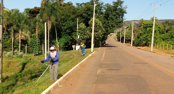 Serviços de limpeza foram realizados na região de Taquaruçu