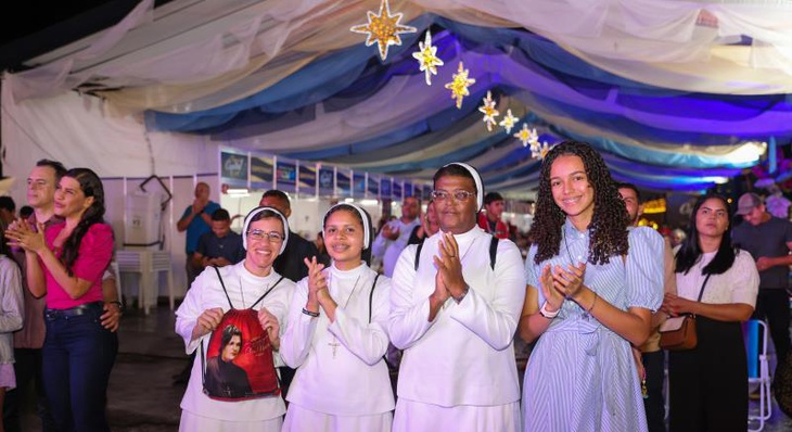 Apóstolas do Sagrado Coração  de Jesus do Colégio Madre Clélia prestigiaram o Capital da Fé 2024