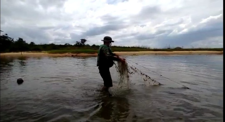 No período da Piracema, que fica proibida a pesca nos rios, lagos ou qualquer curso hídrico do estado, inclusive campeonatos ou torneios de pesca