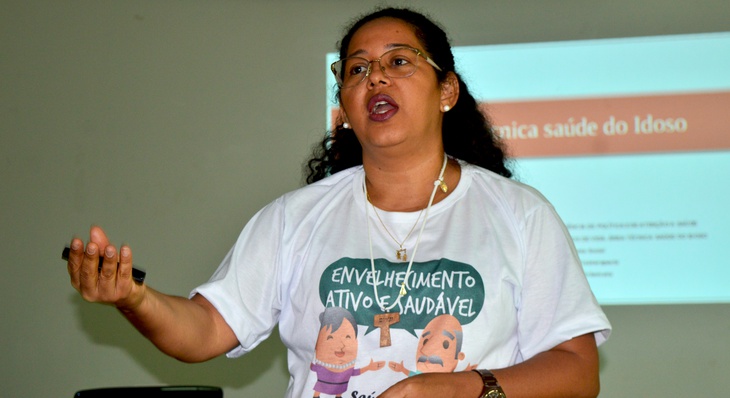 Wanira Soares da Secretaria Estadual da Saúde, explica a relevância da prática de hábitos saudáveis para o envelhecimento com saúde e qualidade de vida