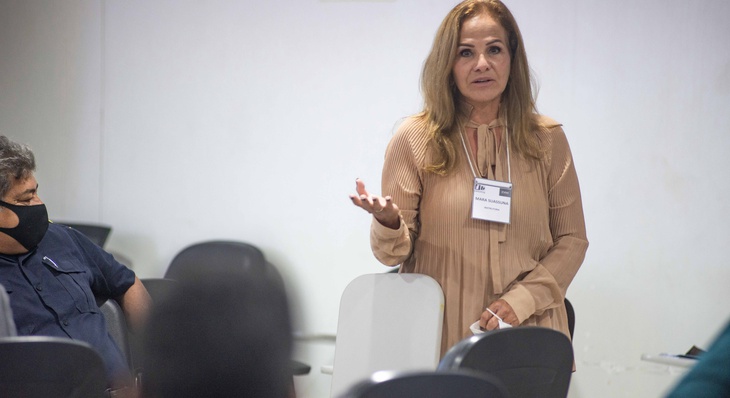 A psicóloga e master coach, Mara Suassuna, está ministrando o curso