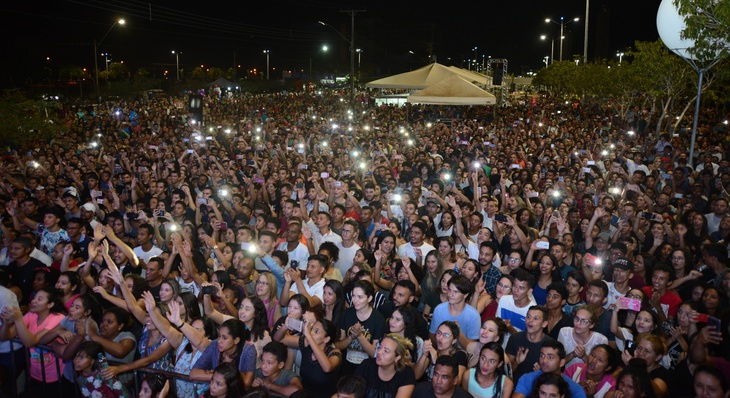Shows das bandas gospel Adoração e Vida, Livres para Adorar e Fernandinho levaram cerca de 21 mil pessoas à Graciosa