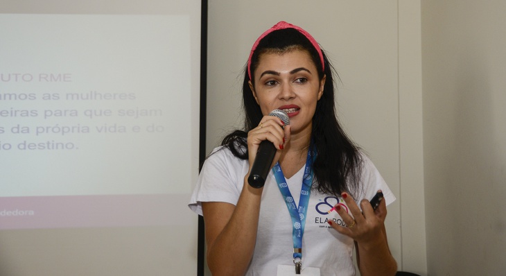 Paloma Menezes fala que propósito do Programa Ela Pode é disseminar entre mulheres conceitos do empreendedorismo