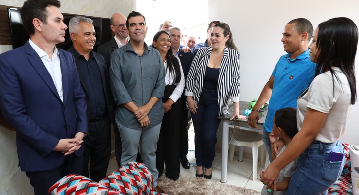 Ministro das Cidades, Jader Filho, visitou as habitações sociais com a prefeita Cinthia Ribeiro nesta quinta-feira, em Palmas