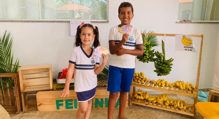Mariana e Matheus, alunos do 1º ano, participaram assiduamente do projeto