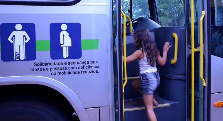 Gratuidade nos transporte público já é uma garantia das crianças menores de 7 anos