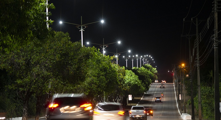 Avenidas NS-02 (foto), Palmas Brasil Norte e LO-05 estão entre as contempladas com luminárias de LED