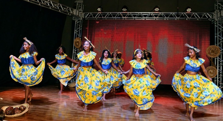 ETI Cora Coralina foi a campeã na categoria Dança Popular Folclórica