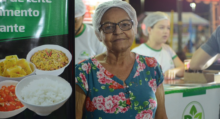 Pela primeira vez a microempreendedora Margarida de Alencar Lima participou da Vila Gastronômica e destacou que ficou surpresa com o movimento e com as vendas