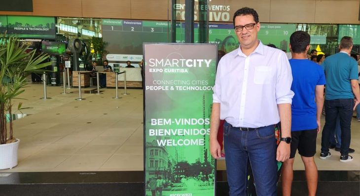 Presidente Lúcio Cavalcante durante evento Smart City Expo 2023, em Curitiba (PR), no último dia 24 de março
