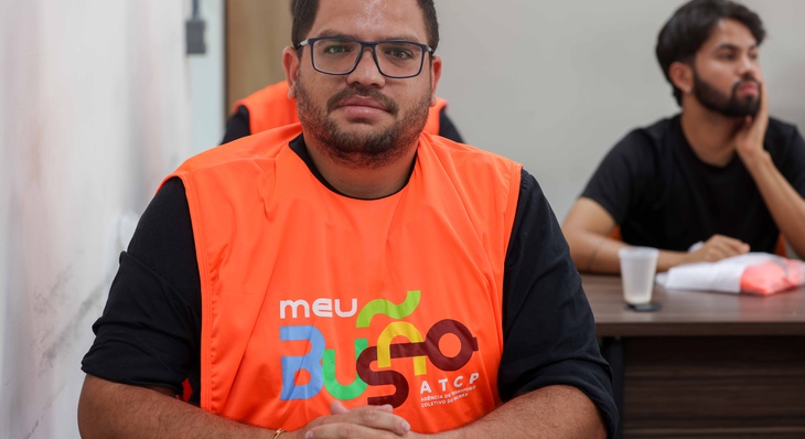 Renan Sousa da Silva é fiscal de transporte coletivo e atua diretamente nas estações da Capital