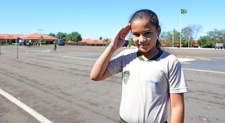 Sophya Rodrigues, de oito anos: " Quero um dia me alistar e poder trabalhar como eles em missões"