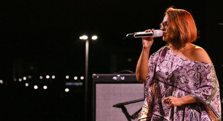 Keila Lipe levou ao palco repertório feminino da Música Popular Brasileira