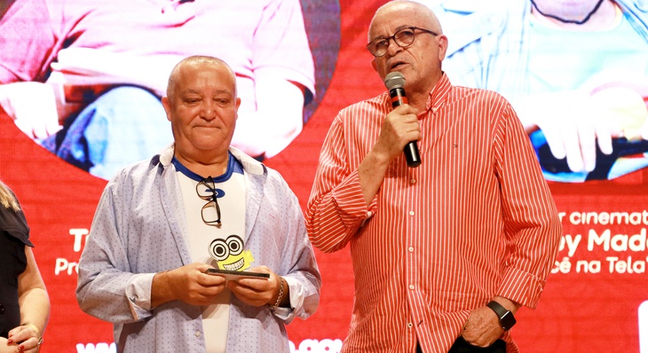 Homenageados da noite: Sidiney Madalena (à esq.) e o jornalista Tião Pinheiro