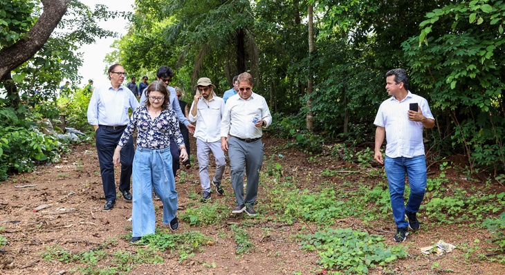 Profissionais fazem visita técnica a projetos de parques urbanos e área de zoneamento ambiental, da Capital