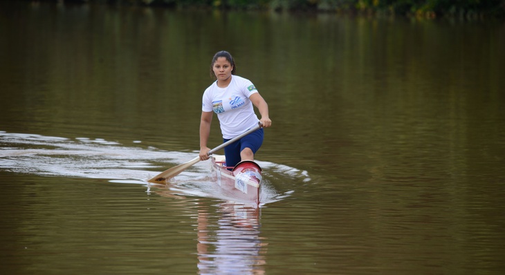 O preparo obtido na atuação em diversas áreas esportivas resultou em várias medalhas, nos campeonatos brasileiros e no campeonato sul americano, como atleta da modalidade canoagem em caiaque