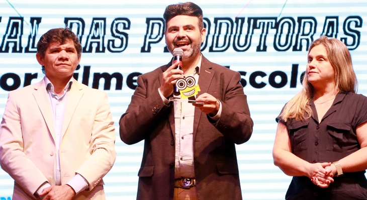 Produtor cultural Nilval Correia, presidente da FCP, Giovanni Assis, e a titular da Semed, Cleizenir dos Santos