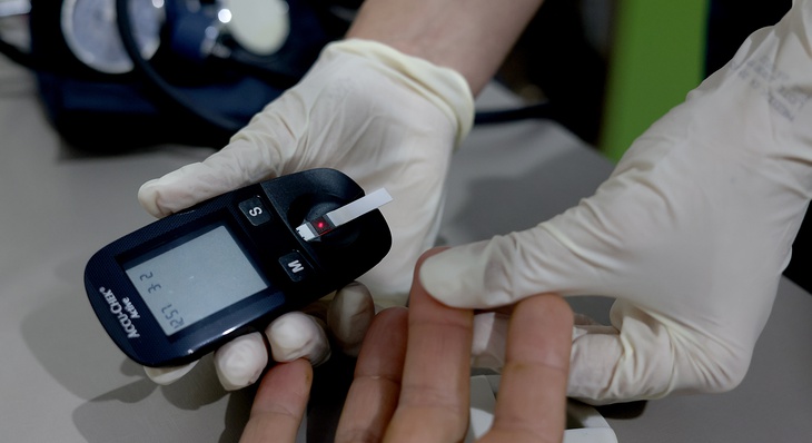 Teste de glicemia e aferição de pressão arterial serão realizados na ETI Santa Bárbara gratuitamente