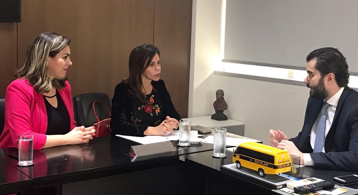 Prefeita Cinthia Ribeiro se encontra com Deputada Federal Professora Dorinha e presidente do FNDE, Rodrigo Dias