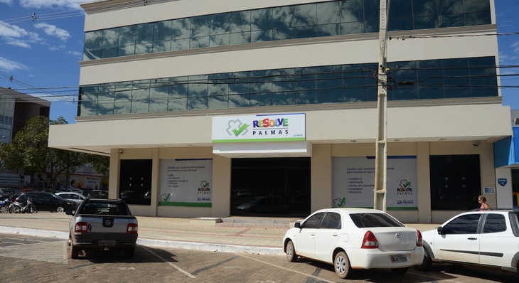 As negociações estão acontecendo nas três unidades do Resolve Palmas, localizadas na Avenida JK, no Capim Dourado Shopping e em Taquaralto 