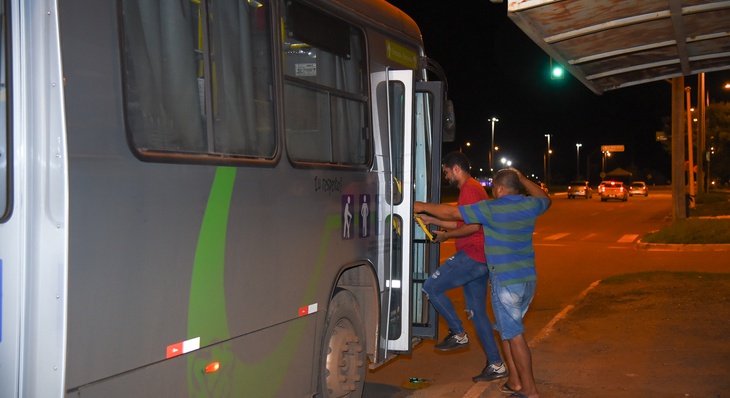 Linhas de ônibus foram adequadas para atender o público do Capital da Fé