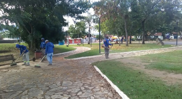 Distrito de Taquaruçu também recebe serviços de limpeza e manutenção das vias e espaços públicos
