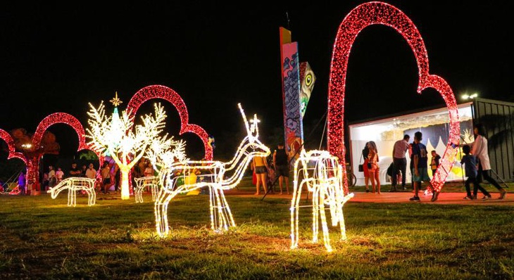 Decoração da Vila de Natal do Parque das Artes no Espaço Cultural