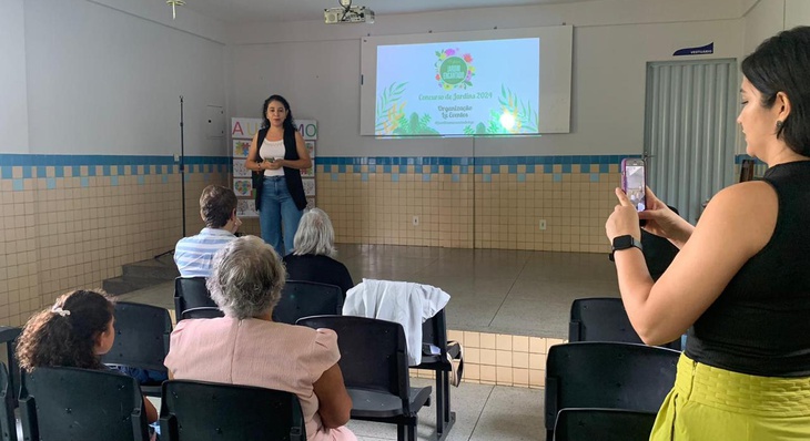 Registro da primeira reunião de divulgação feira de jardins em Taquaruçu
