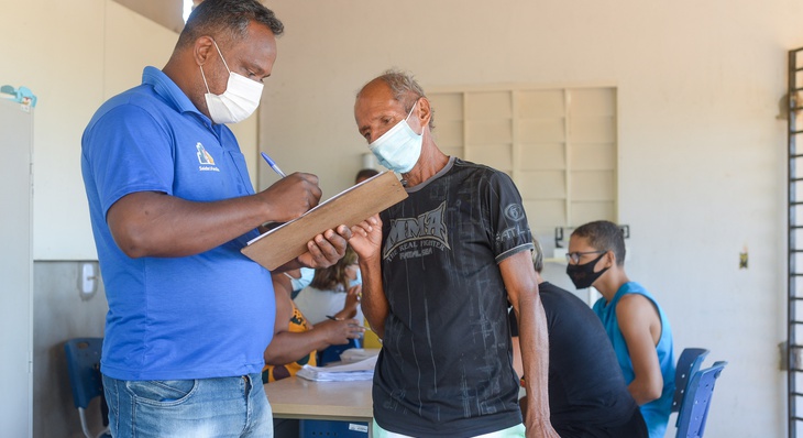 Agente comunitário de saúde, Raimundo Barreira, observou que os moradores das áreas rurais agradecem as ações descentralizadas