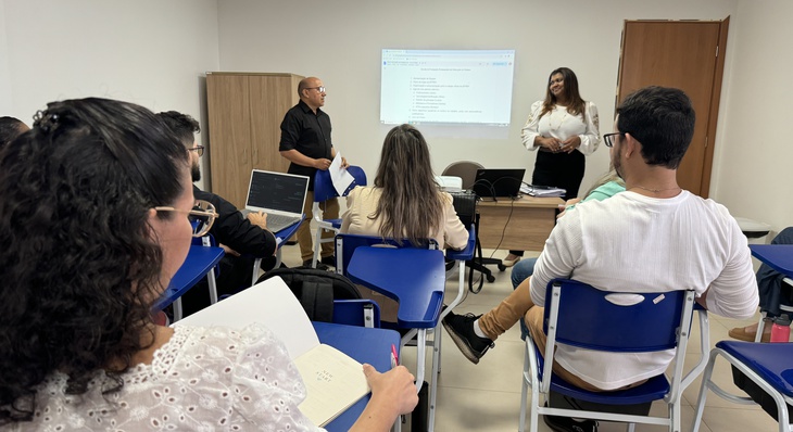 Técnicos da Educação durante apresentação do Plano de Ação da Escola de Formação Permanente da Educação de Palmas (EFPEP)