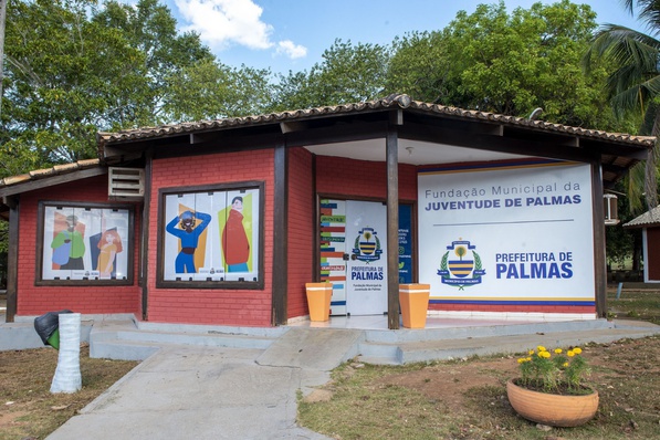 Vestibulandos podem entregar documentos na Fundação Municipal de Juventude no Parque Cesamar