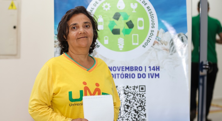 Lúcia Alves, estudante e dona de casa, soube da audiência pela televisão e compareceu para se informar mais sobre gestão de recicláveis