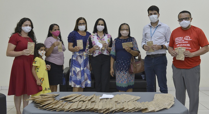 Entrega de 36 mil máscaras  de tecido aconteceu na tarde desta quinta-feira, 16, em Palmas