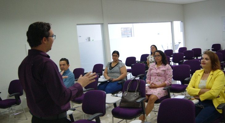 O instrutor do curso é o servidor multiplicador Cleison Almeida Nunes
