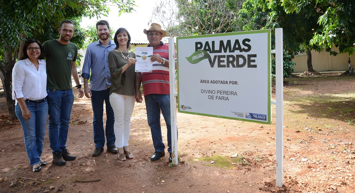 Senhor Divino Pereira foi a primeira pessoa física a adotar uma área em Palmas 