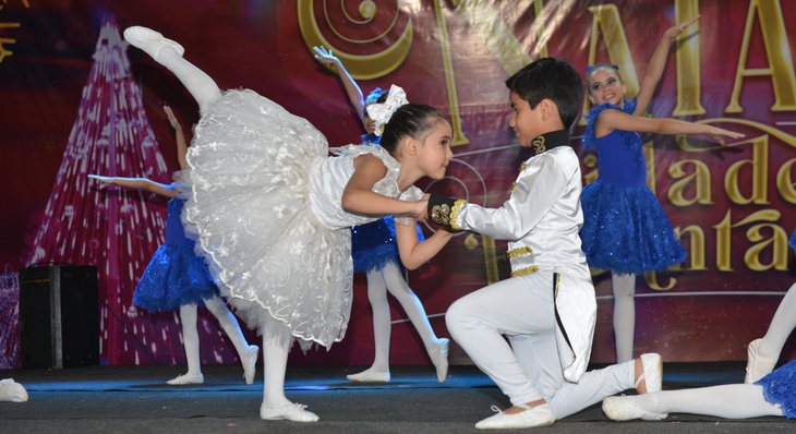 Ballet da ETI Eurídice de Mello foi uma das apresentações de escolas palmenses no Natal Cidade Encantada do ano passado