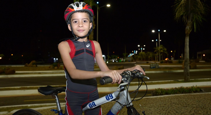 Pedro, 9 anos, já é amante do triathlon