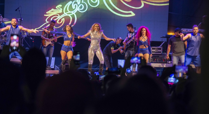 Show da cantora Joelma encerrou a temporada de Férias 
