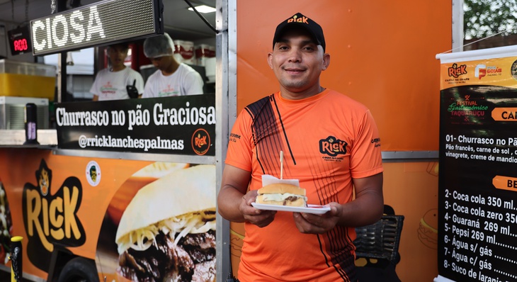 1º lugar na categoria Food Truck  com pratoChurrasco no Pão - chef Rogério Soares comemora sua primeira participação no FGT